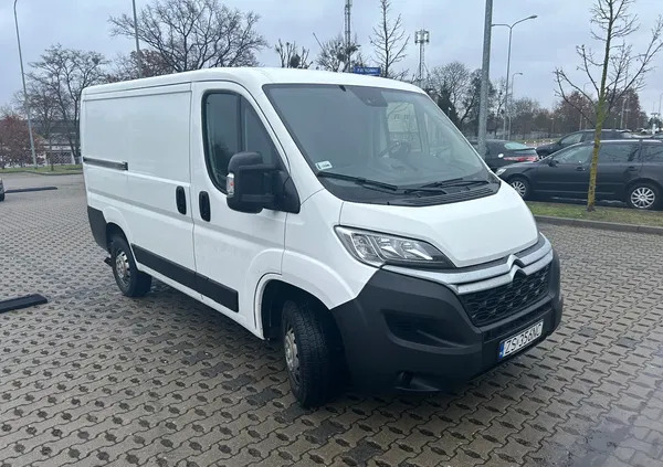 samochody osobowe Citroen Jumper cena 75999 przebieg: 95567, rok produkcji 2020 z Szczecin